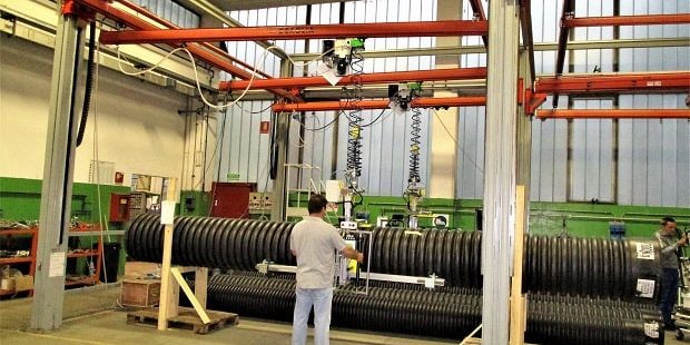 Manipulador sobre rieles para tubos grandes y pesados Manipulador sobre rieles para tubos grandes y pesados
