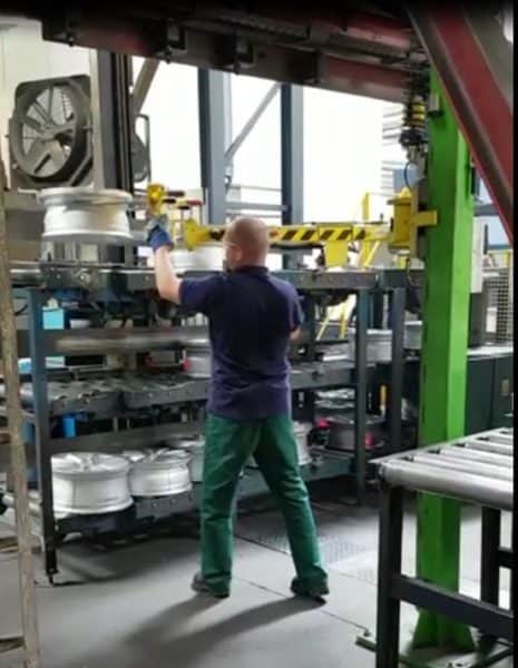 un manipulador lineal INDEVA® es la solución de vanguardia. Un INDEVA® permite movimientos suaves y rápidos, pero muy precisos